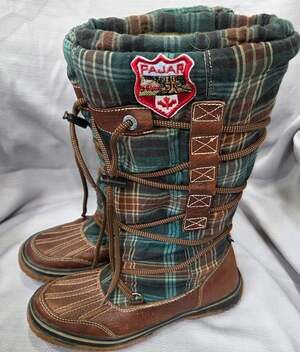 Pajar Canada Women's Plaid Print and Leather Snow Boots